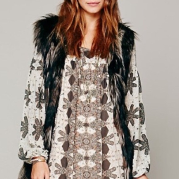 Dresses & Skirts - 🎉HP🎉 Longsleeve Swing DRESS Late Summer NEW Grey